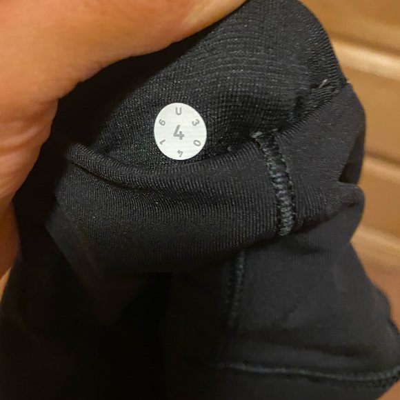 Lululemon Cadence Crusher Tight - Picture 9 of 9